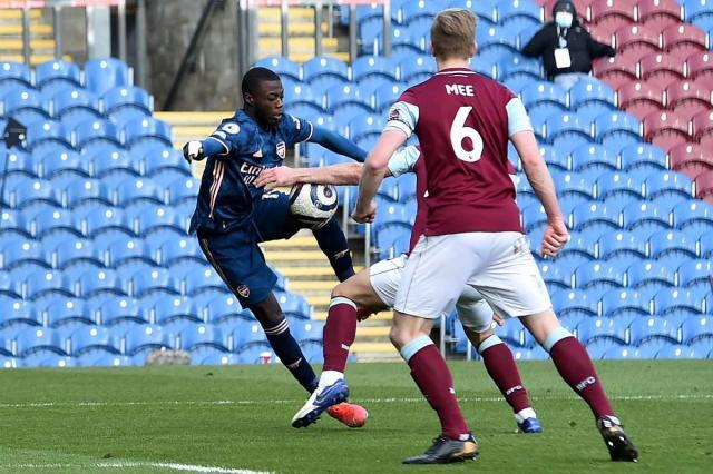 nicolas-pepe-erik-pieters-arsenal-burnley-2020-21_t6z1rbx6vf5u1sstgwv2j6ixg.jpg